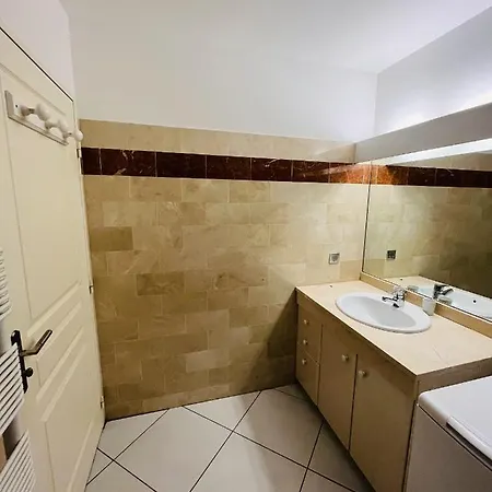 - Quartier Beaurivage - T1 Bis - Terrasse Biarritz
